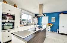 A vendre NIEUL SUR MER – Maison plain-pied lumineuse avec piscine, au calme, proche LA ROCHELLE et ILE DE RE
