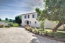 Maison à vendre de 217 m² au calme, sur plus de 2 100 m² de parcelle, à 7 min de Châtelaillon-Plage