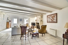 Maison de charme en pierre à vendre 6 pièces, 4 chambres à MARSILLY (17)
