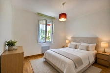 Marsilly – Maison à vendre de plain-pied au calme avec beau jardin arboré, 4 chambres, sur parcelle de 700m²