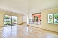Maison à vendre de 217 m² au calme, sur plus de 2 100 m² de parcelle, à 7 min de Châtelaillon-Plage