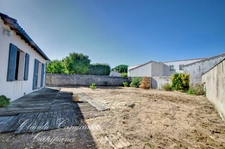 Maison à vendre 3 pièces, opportunité rare à Sainte-Marie-de-Ré, La Noue : maison à fort potentiel, idéalement située au calme, à proximité des commerces et des plages