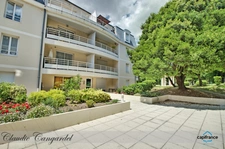 APPARTEMENT 3 PIÈCES AU CŒUR D’UNE RÉSIDENCE DE STANDING AVEC PISCINE, DANS UN ÉCRIN DE VERDURE AUX PORTES DE LA ROCHELLE