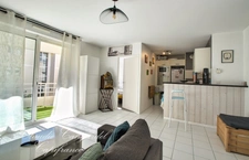 APPARTEMENT 3 PIÈCES AU CŒUR D’UNE RÉSIDENCE DE STANDING AVEC PISCINE, DANS UN ÉCRIN DE VERDURE AUX PORTES DE LA ROCHELLE