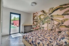 Villa contemporaine de plain-pied, proche LA ROCHELLE, 4 chambres, avec piscine, sans vis à vis, à deux pas de l’océan