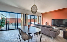 Maison à vendre 6 pièces, contemporaine de plain-pied 2022, sans vis-à-vis, avec piscine proche de La Rochelle.