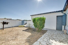 Maison à vendre 3 pièces, opportunité rare à Sainte-Marie-de-Ré, La Noue : maison à fort potentiel, idéalement située au calme, à proximité des commerces et des plages