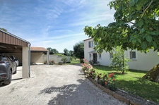 Maison à vendre de 217 m² au calme, sur plus de 2 100 m² de parcelle, à 7 min de Châtelaillon-Plage