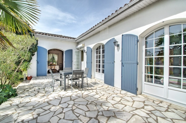 Maison à vendre 6 pièces LA ROCHELLE (17)