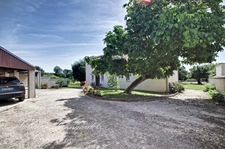 Maison à vendre de 217 m² au calme, sur plus de 2 100 m² de parcelle, à 7 min de Châtelaillon-Plage