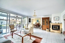 Maison à vendre de PLAIN PIED, 153m² habitable, 6 pièces, proche commerces à  NIEUL SUR MER (17)