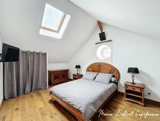 Maison à vendre 8 pièces ESCRENNES (45), 250m², 2 Granges, 4 chambres et +