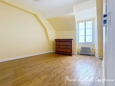 Maison à vendre 9 pièces, Pithiviers Centre, 5 chambres, Petite cour, Logement indépendant