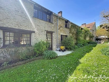 Propriété en pierres à vendre 16 pièces, 450m², 7 chambres, salle de Jeux, Dépendances