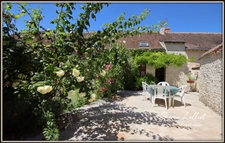 Dpt  (45) à vendre, maison 9p, Puiseaux, 178m² env., caves, grange, dépendances, 4 chambres