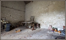 Dpt Loiret (45), à vendre YEVRE LE CHATEL maison 7p, 220m² sup. utile, 4 chambres, dépendances, garages