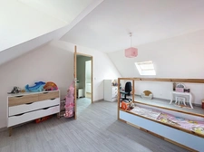 Maison à vendre 7 pièces COURCELLES (45), 5 chambres, PAC réversible, DPE C, garage