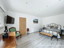 Maison à vendre 8 pièces ESCRENNES (45), 250m², 2 Granges, 4 chambres et +