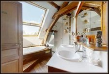 Property Exposed stones, 242m², 5 bedrooms, Children's dormitory and mezzanine, Loiret, Swimming pool, Jacuzzi, Tennis court, Garage, Car Port