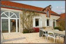 Property Exposed stones, 242m², 5 bedrooms, Children's dormitory and mezzanine, Loiret, Swimming pool, Jacuzzi, Tennis court, Garage, Car Port