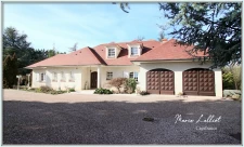 Maison à vendre 12 pièces, Grand séjour, 6 chambres, Terrain de Tennis, Bois, Cours d'eau