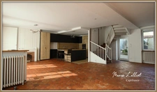 Dpt Loiret (45), à vendre coeur de ville PUISEAUX, 191m², 5 chambres, cour, pierres, poutres, tomettes