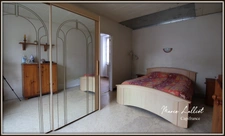Maison à vendre GRENEVILLE EN BEAUCE (45), corps de ferme, 2 chambres, grange