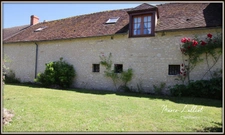 Dpt  (45) à vendre, maison 9p, Puiseaux, 178m² env., caves, grange, dépendances, 4 chambres