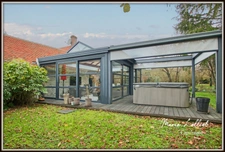 Property Exposed stones, 242m², 5 bedrooms, Children's dormitory and mezzanine, Loiret, Swimming pool, Jacuzzi, Tennis court, Garage, Car Port