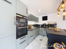 Maison à vendre 7 pièces YEVRE LA VILLE (45), Propriété en Pierres apparentes, 5 chambres, Grange, Piscinable, Grand séjour.