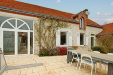 Property Exposed stones, 242m², 5 bedrooms, Children's dormitory and mezzanine, Loiret, Swimming pool, Jacuzzi, Tennis court, Garage, Car Port