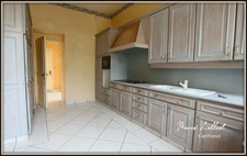 Dpt Loiret (45), for sale PITHIVIERS center, Ground Floor Apartment, Bourgeois House, garage, Garden, cellar, 3 bedrooms