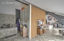 OULLINS – LOFT 180 M² – 3 SUITES & TERRASSE 