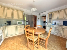  Maison familiale de 169 m² – 5 chambres – Terrain de 910 m² – Chaponost