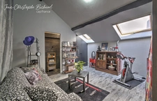OULLINS – LOFT 184 M² – 3 SUITES & TERRACE in the Bussière area, near the city centre