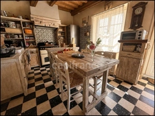 Maison à vendre 7 pièces  (71)