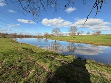 Etang avec terrain à vendre  SAINT LAURENT D'ANDENAY (71)