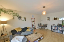 T3 lumineux avec balcon, ascenseur et parking – Lille Europe