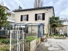 Maison et appartement à vendre, proche du centre de GREZIEU-LA-VARENNE.