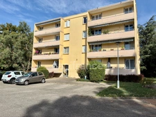 Appartement FRANCHEVILLE 5 pièces, 3 chambres (possibilité 4), proche des commerces, des bus, des écoles...