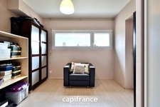 Appartement à vendre 6 pièces, 4 chambres à ECULLY, dernier étage.