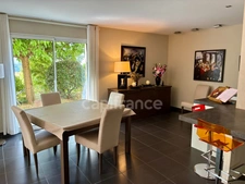 Maison 6 pièces à vendre 6 à SAINT-PIERRE-LA-PALUD,