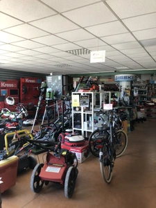 Vente Fonds de commerce motoculture et murs commerciaux sur terrain de 3600 m2 - SAINT GEORGES SUR CHER (41)
