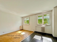 96 m² – 3 chambres + possibilité 4 – Parc arboré – Gare à pied