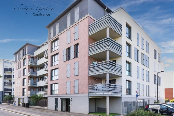 Quartier Jean Zay - Appartement 4 pièces - 3 chambres - 1 place de parking en sous-sol