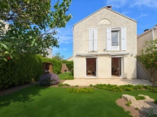 CENTRE VILLAGE - MAISON 4 pièces (3 chambres) - non Mitoyenne