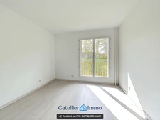Appartement rénové de 81 m² (2/3 chambres) – Verdure, calme, parking