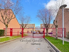 Maison 5 pièces, 4 chambre et bureau - jardin, garage, résidence sécurisée