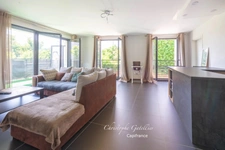 Appartement T4 (3 chambres) récent (2019) - balcon sud et deux places de parking