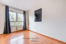 LES COUDRAYS - Appartement 3 pièces lumineux – 2ème étage avec ascenseur – Vue parc – Résidence sécurisée – Élancourt